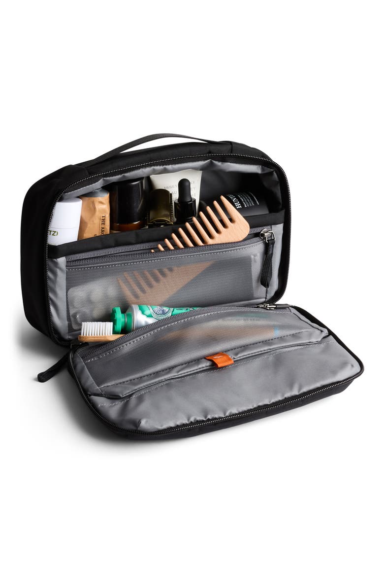 Hanging Water Resistant Toiletry Kit, Alternate, color, BLACK