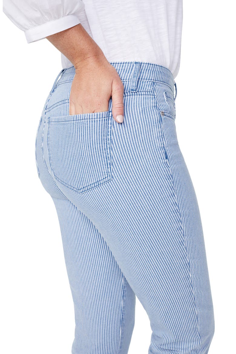 Chloe Capri Jeans, Alternate, color, TRELLA