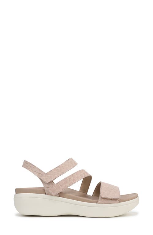 Vionic Sophia Strappy Platforn Wedge Sandal In Cameo Rose