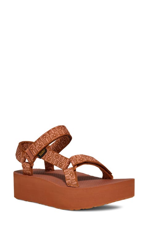 Universal Platform Sandal (Women)