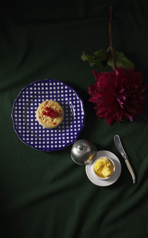 Maison Madison Home Beatrix 9'' Dessert Plate Set Of 4 In Blue/cream