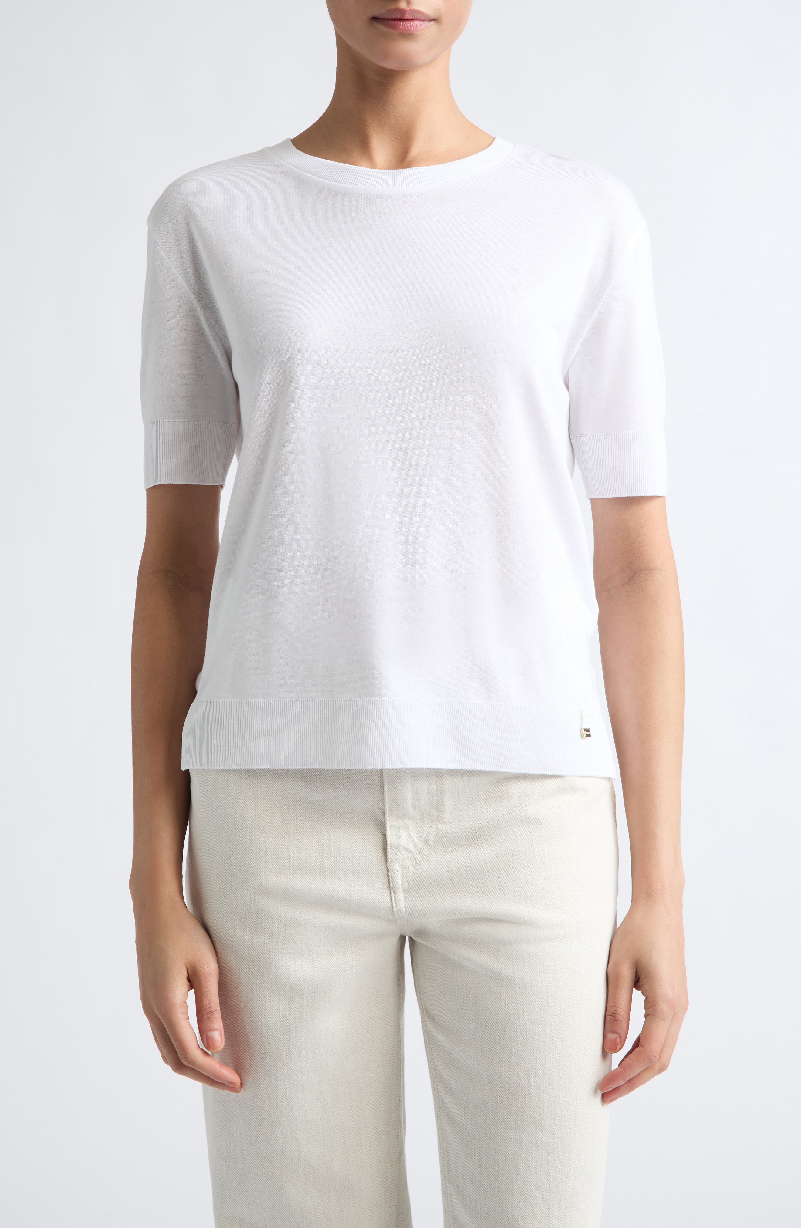 selected 1000 WHITE