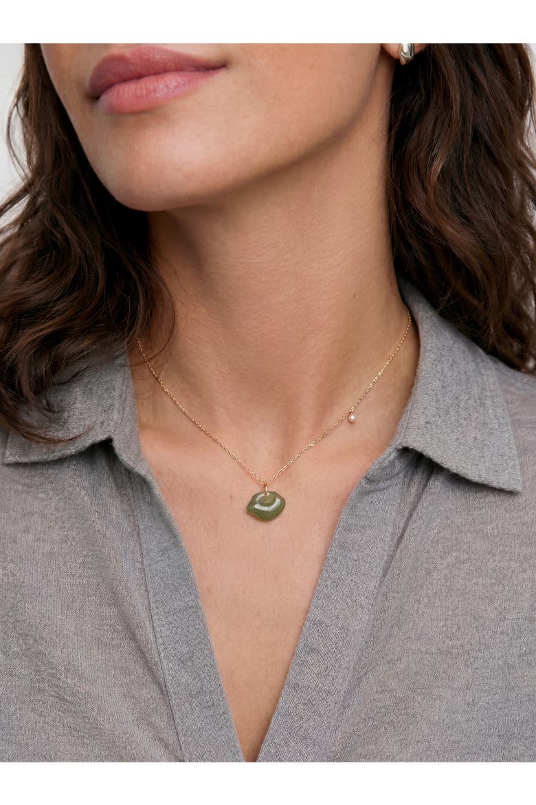 Cloud Green jade pendant necklace, Alternate, color, Light green
