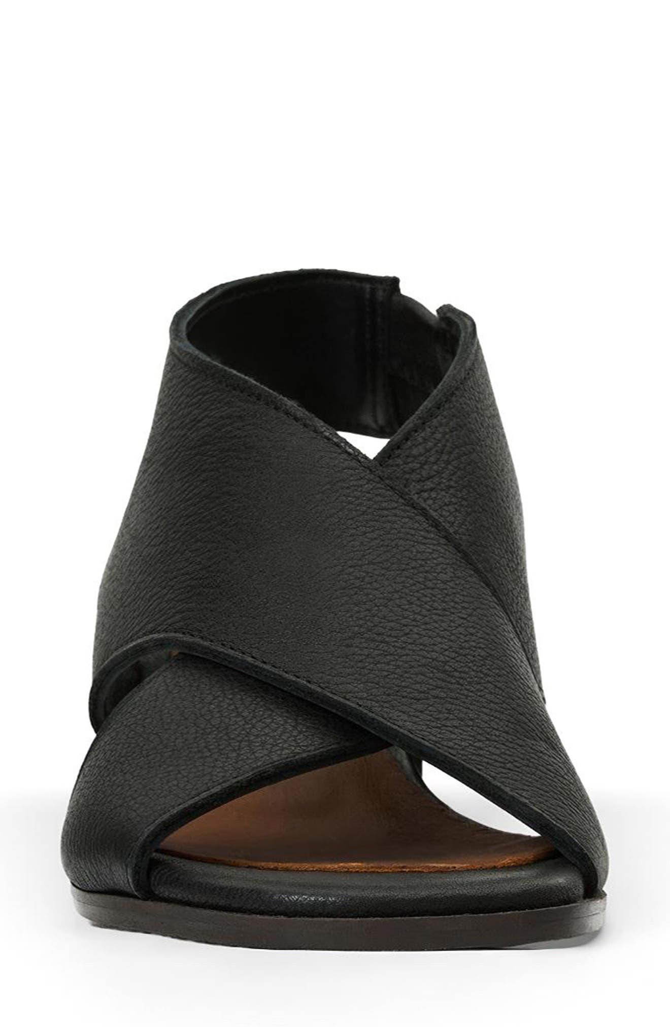 Aquatalia Dovera Weatherproof Sandal, Alternate, color, Black Pebbled Leather