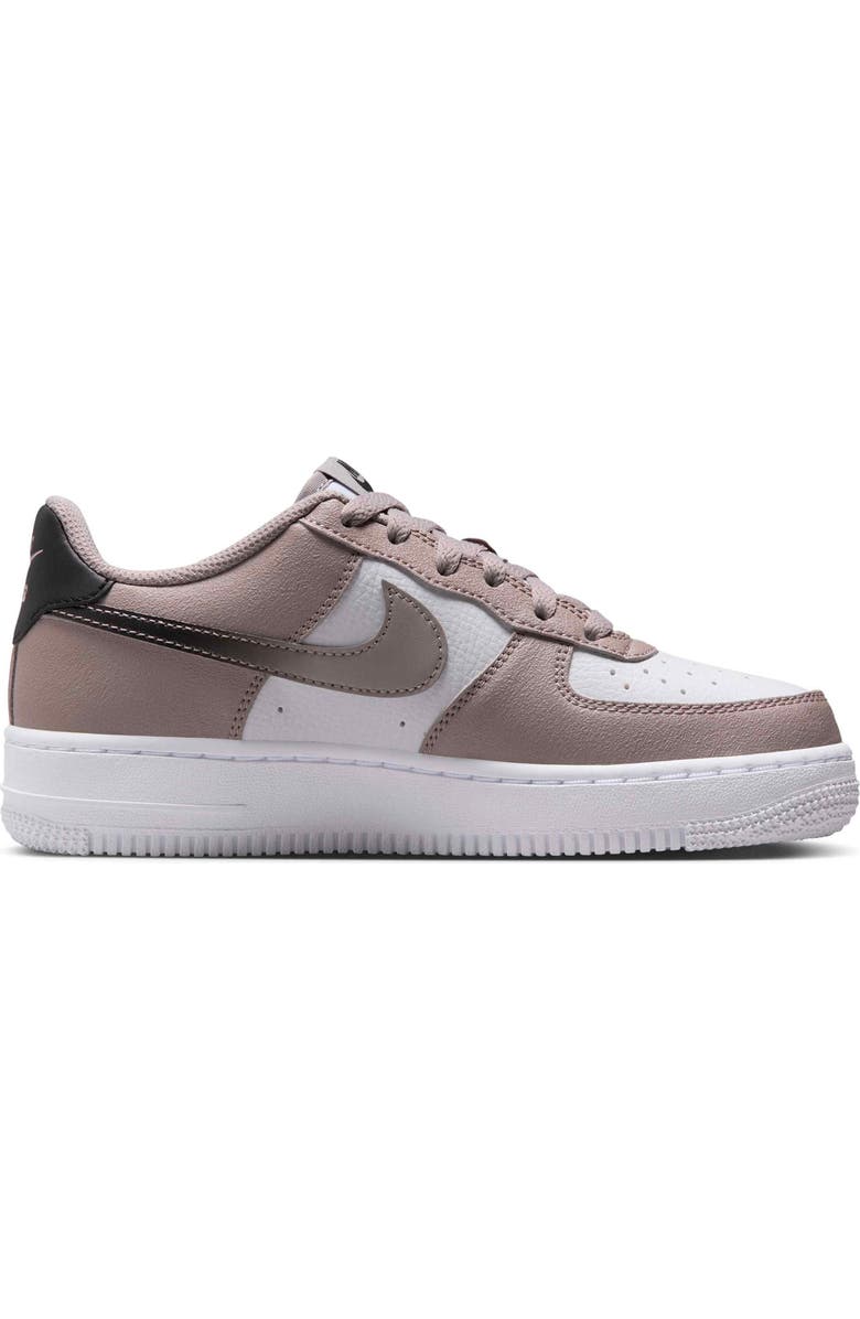 Nike Air Force 1 Basketball Sneaker, Alternate, color,