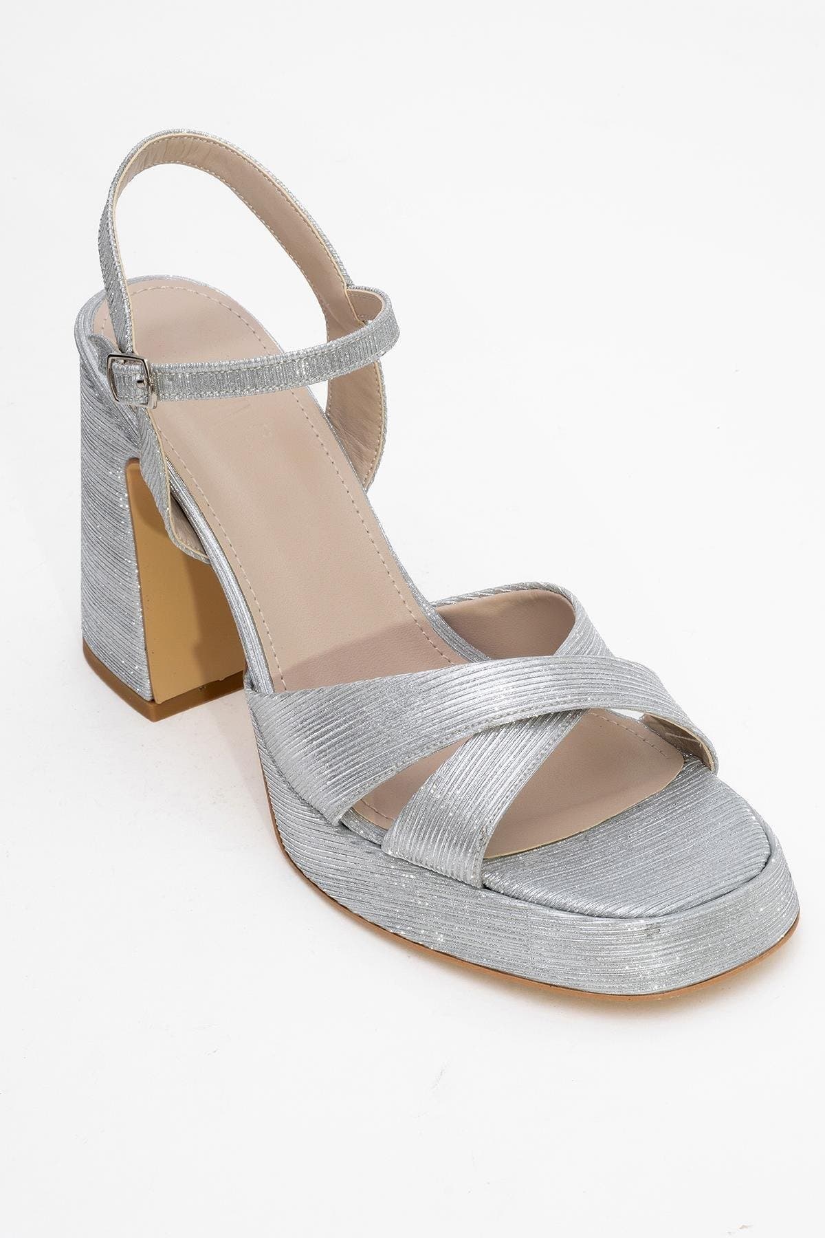 Yvonne Platform Sandals, Alternate, color, Gun Metal