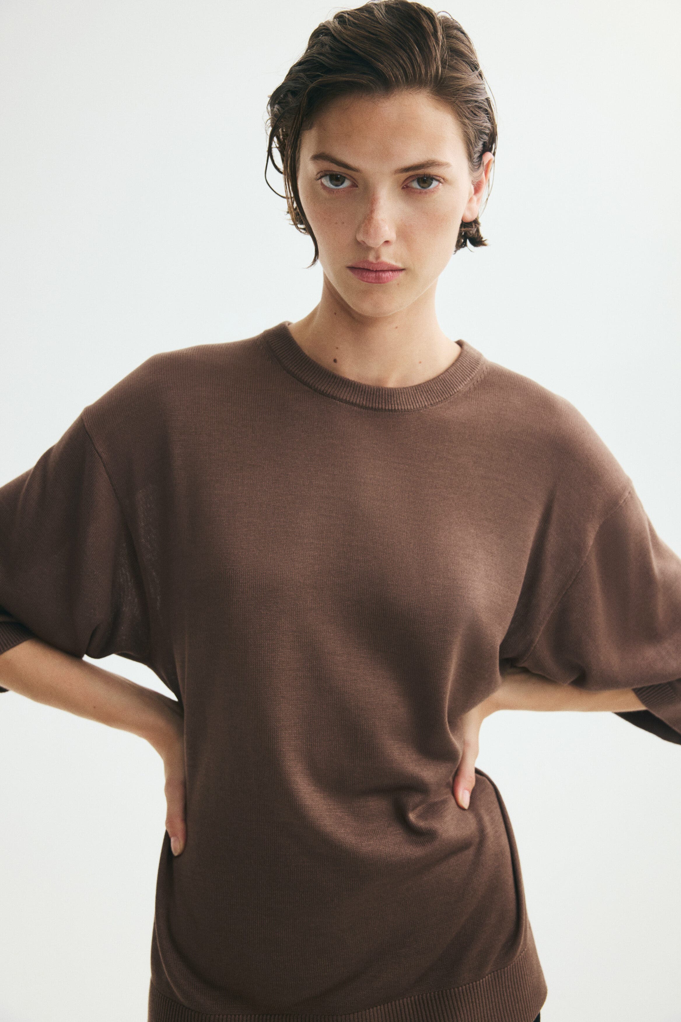 selected Dark taupe