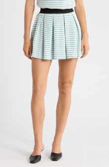Hyatt Geo Print Pleated Mini