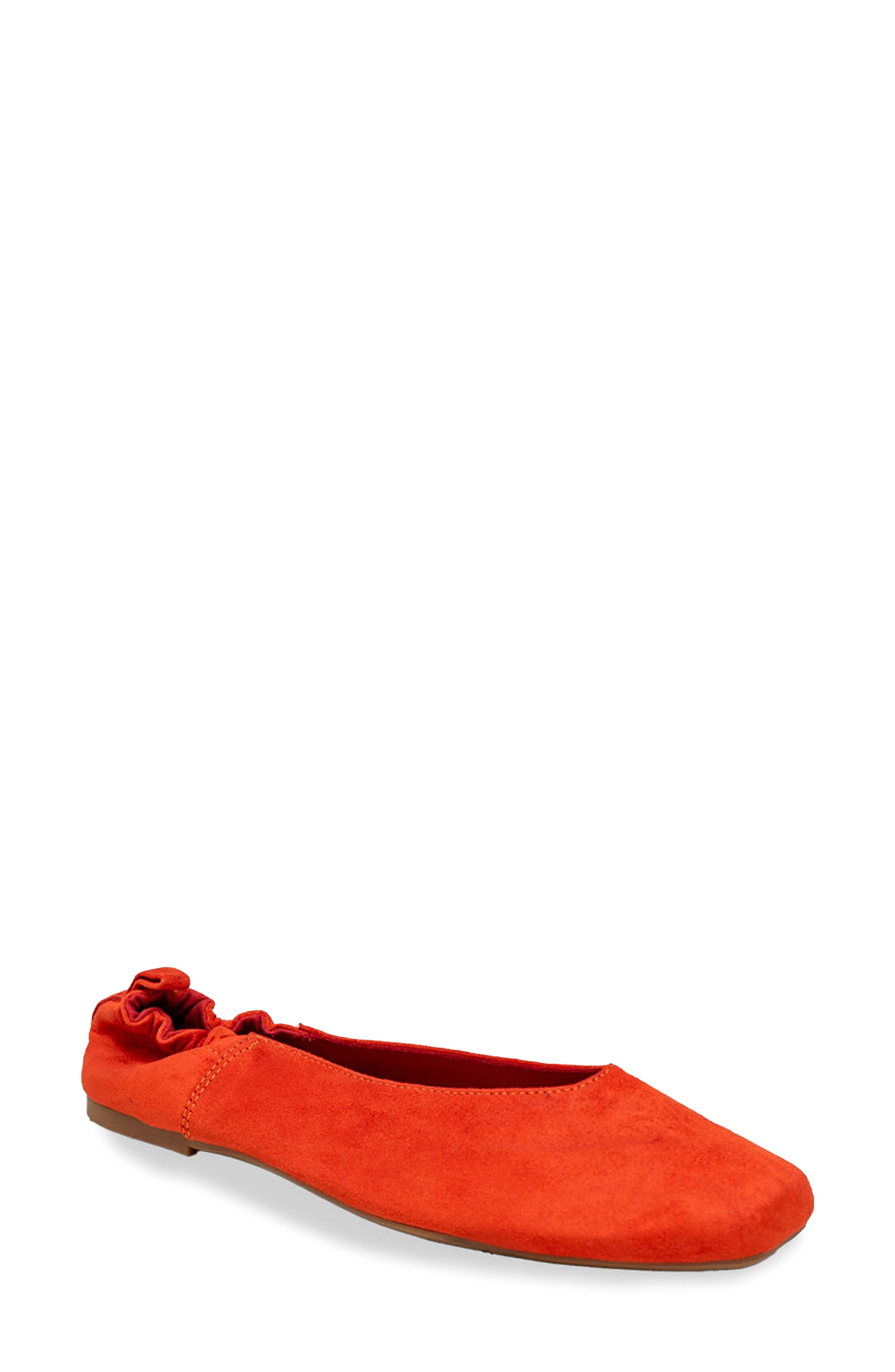 Namari Square Toe Leather Flat
