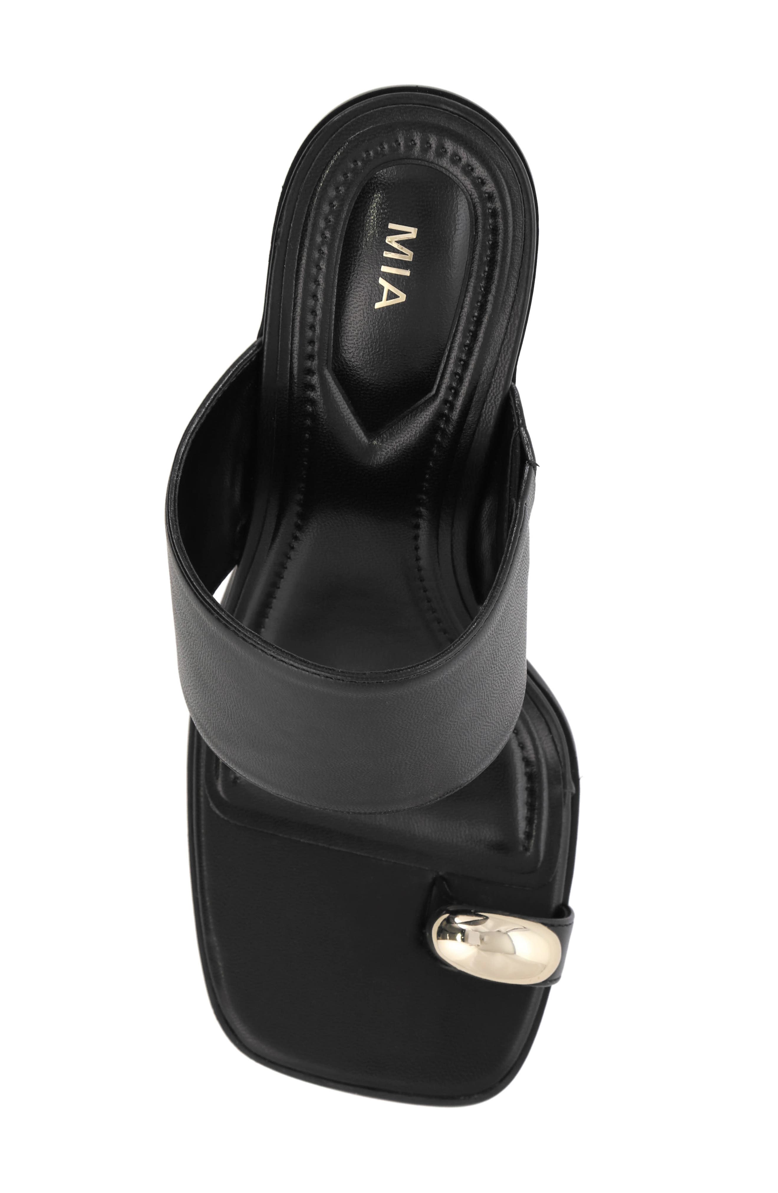 MIA Fawn Toe Loop Sandal, Alternate, color, Black