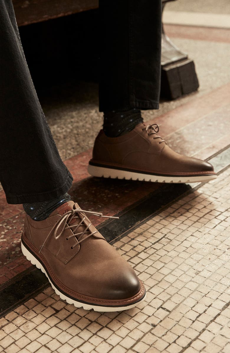 Johnston & Murphy Braydon Plain Toe Derby, Alternate, color, Dark Taupe Oiled Nubuck