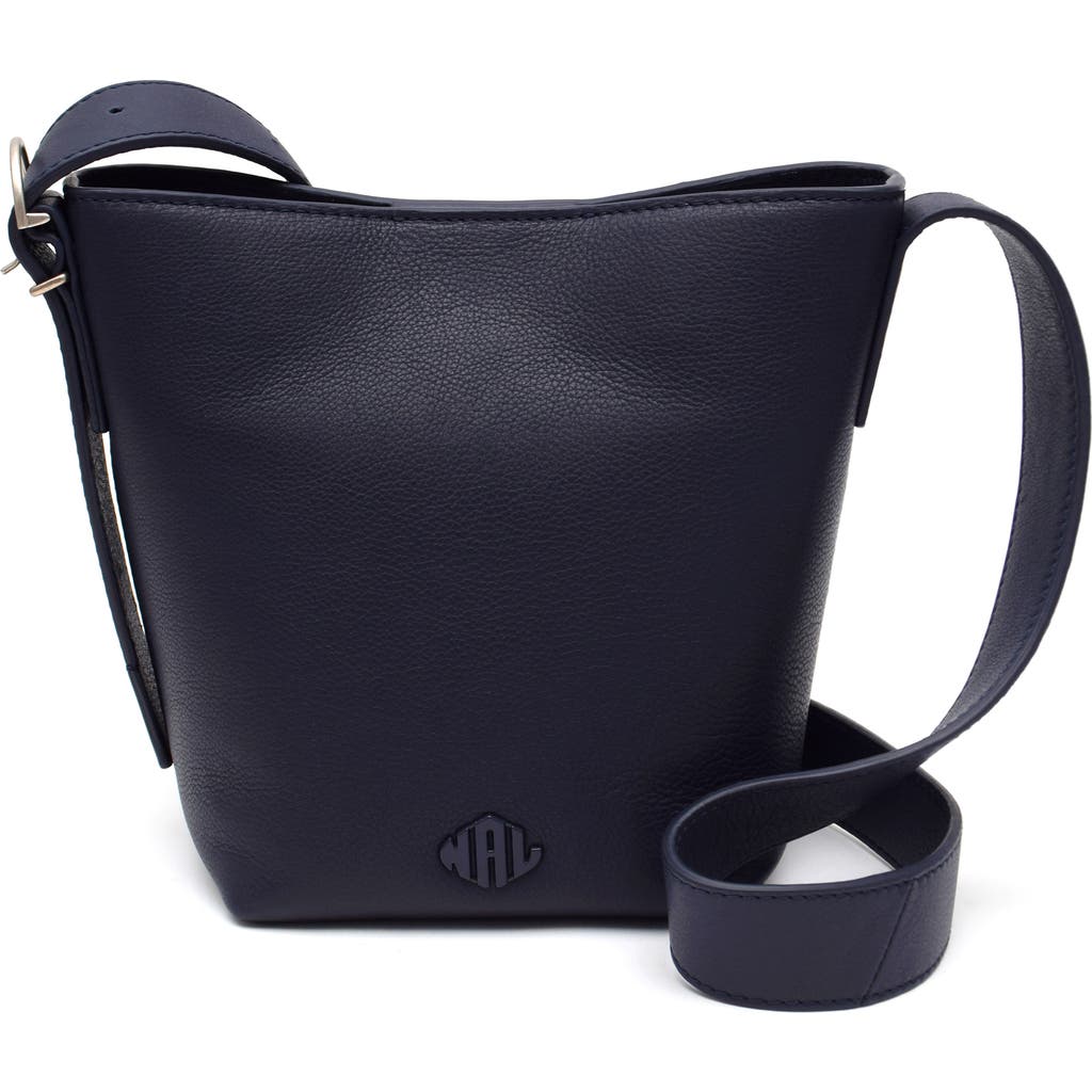 New Amsterdam Leatherworks Jayden Leather Bucket Bag In Blue
