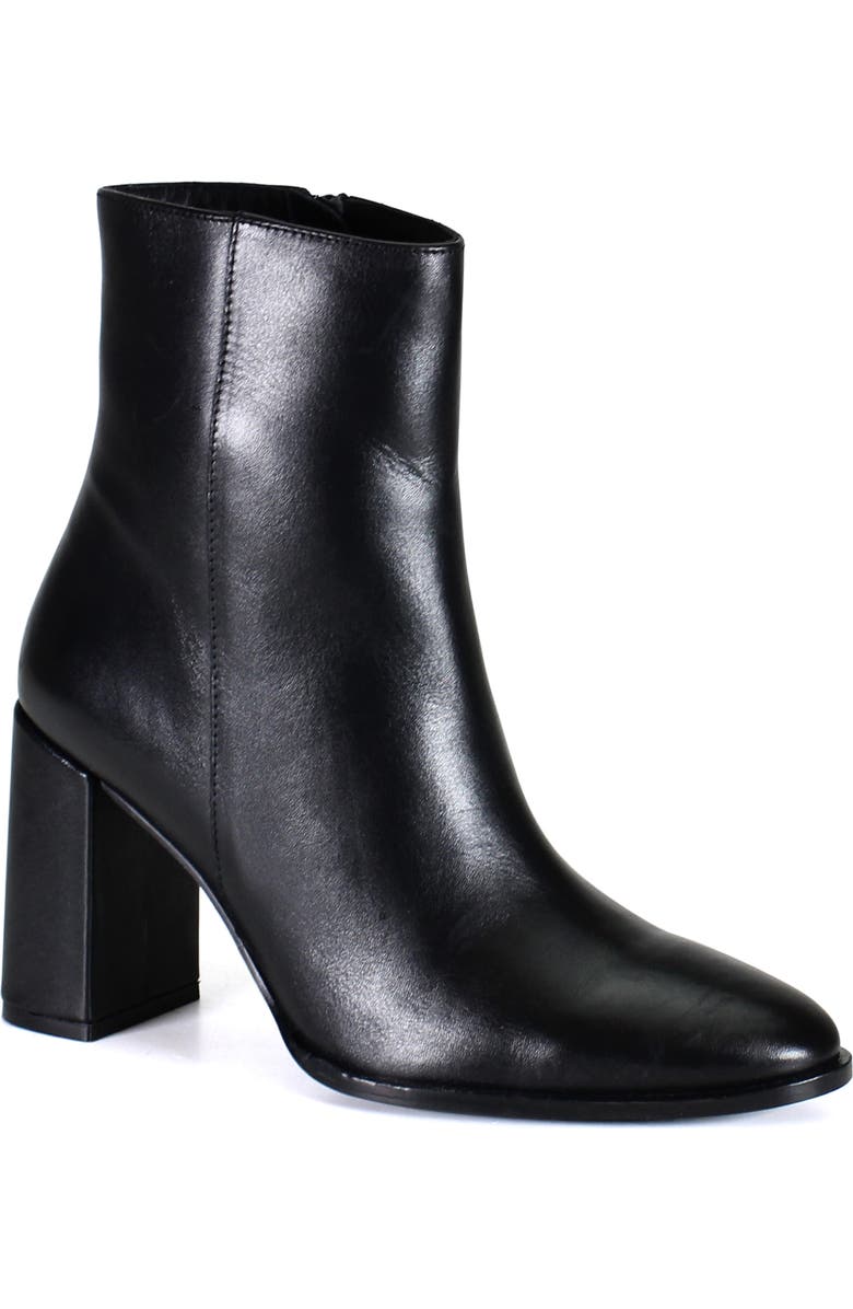 Diba True TRAV LER Sleek Leather Ankle Bootie, Main, color, Black