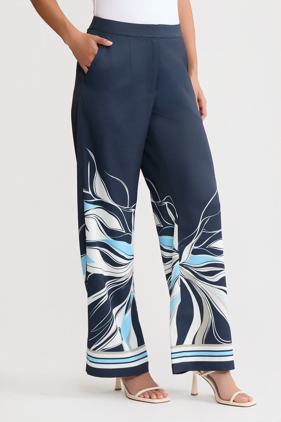 selected Indigo/White/Serene