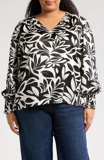 Renee C Balloon Sleeve Popover Top In Black