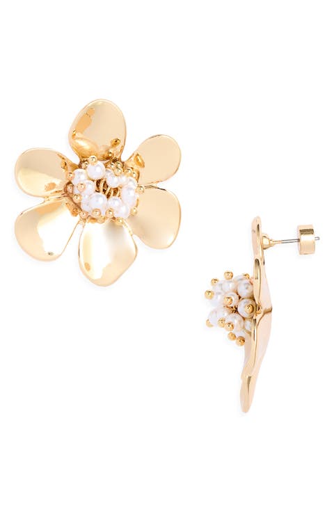 Faux Pearl Flower Stud Earrings
