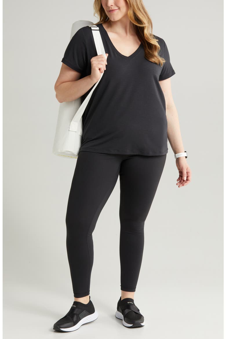 Breathe Active V-Neck Tee, Alternate, color, BLACK