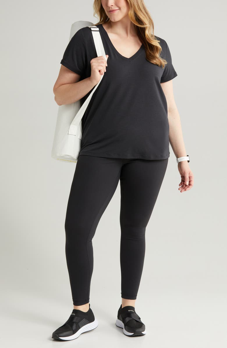 Zella Breathe Active V-Neck Tee, Alternate, color, Black