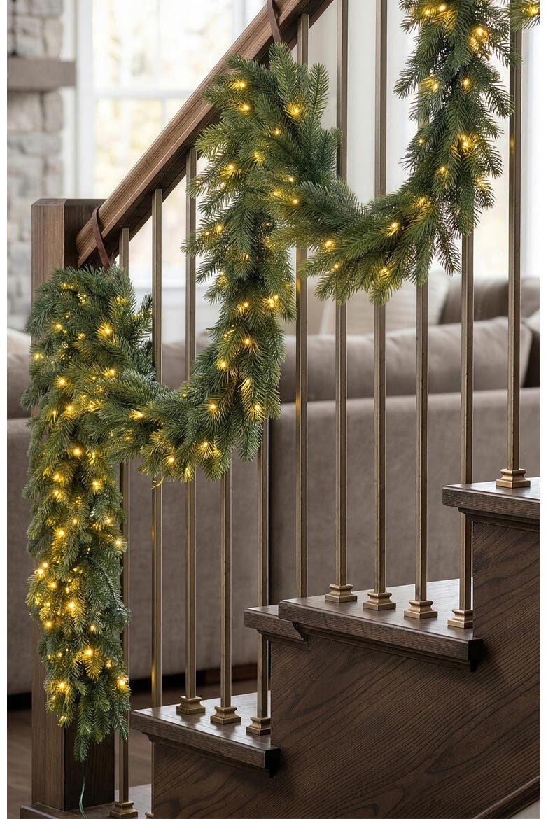 Pre-Lit Christmas Garland with Twinkling Lights, Alternate, color, Green