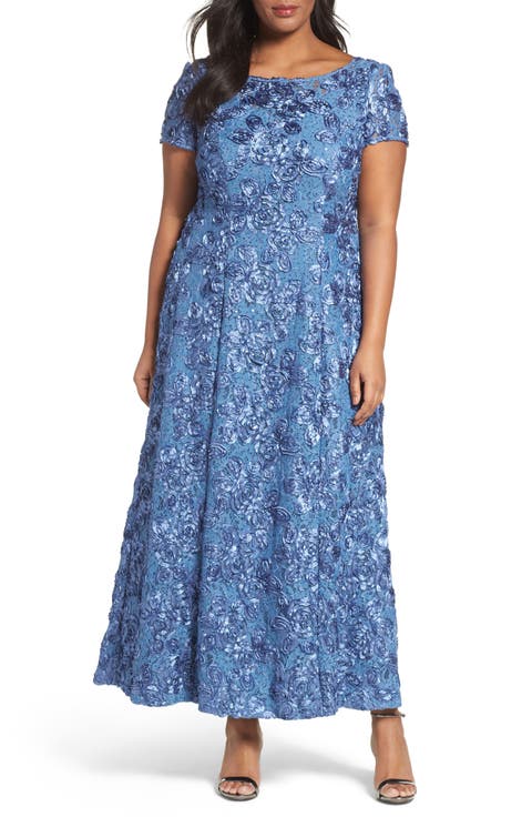 Rosette Lace Short Sleeve A-Line Gown (Plus Size)