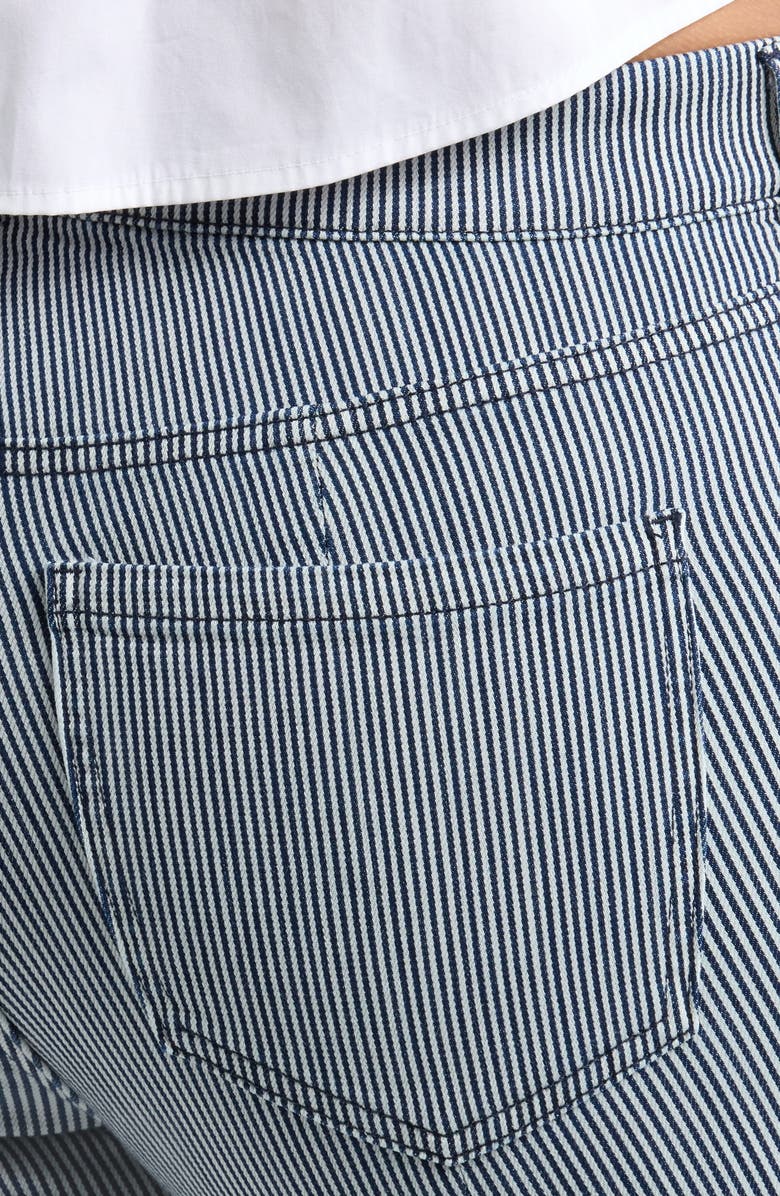 Liverpool Los Angeles Gia Glider Stripe Raw Hem Pull-On Crop Flare Pants, Alternate, color, 