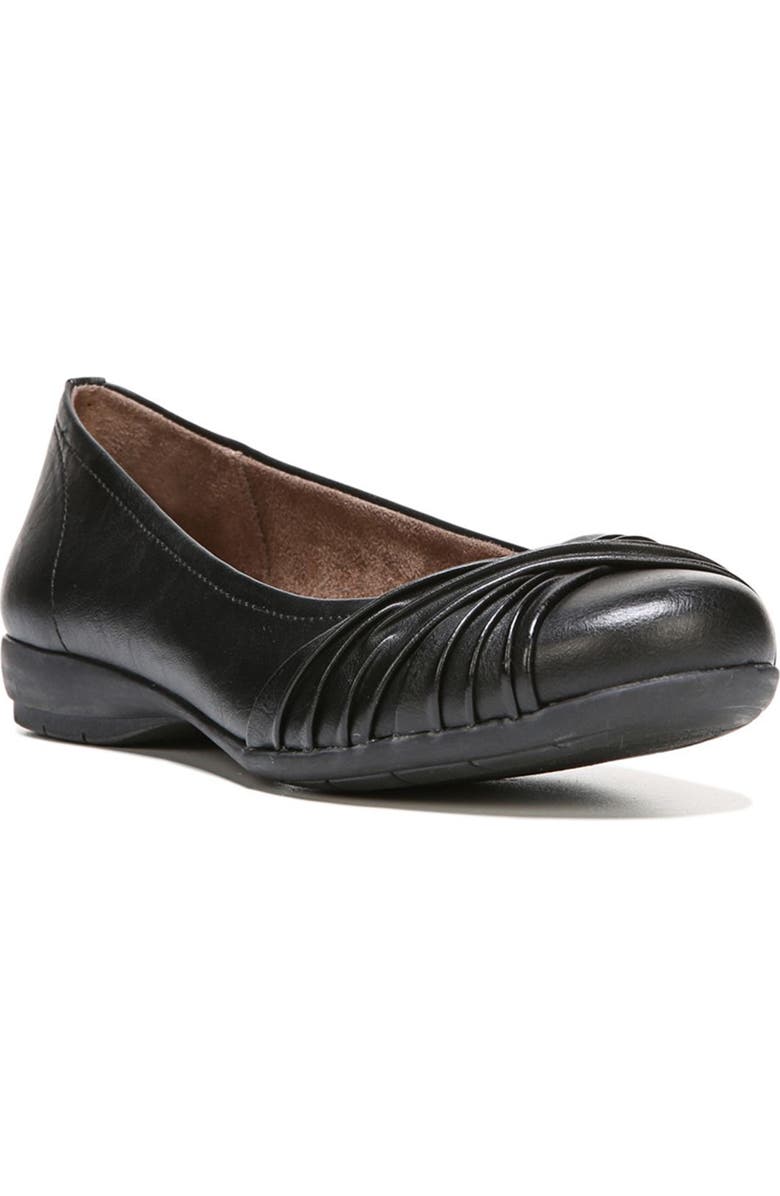 SOUL NATURALIZER Girly Twist Detail Flat, Main, color,