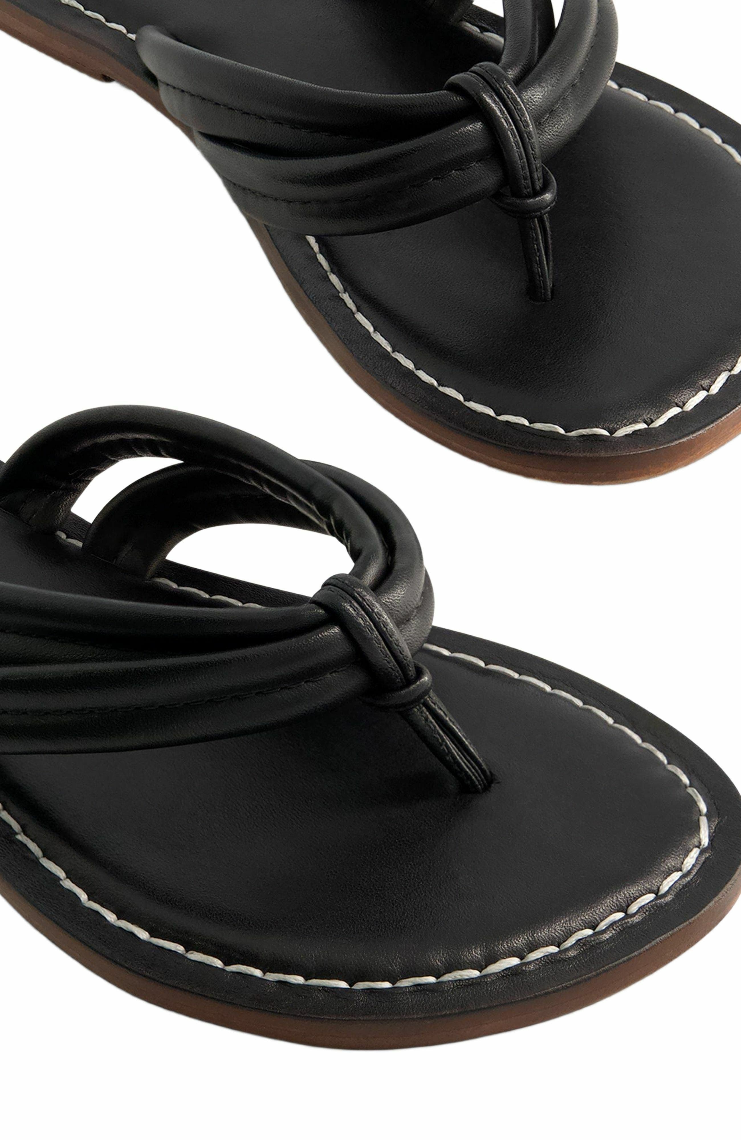 Bernardo Footwear Miami Thong Sandal, Alternate, color, Black