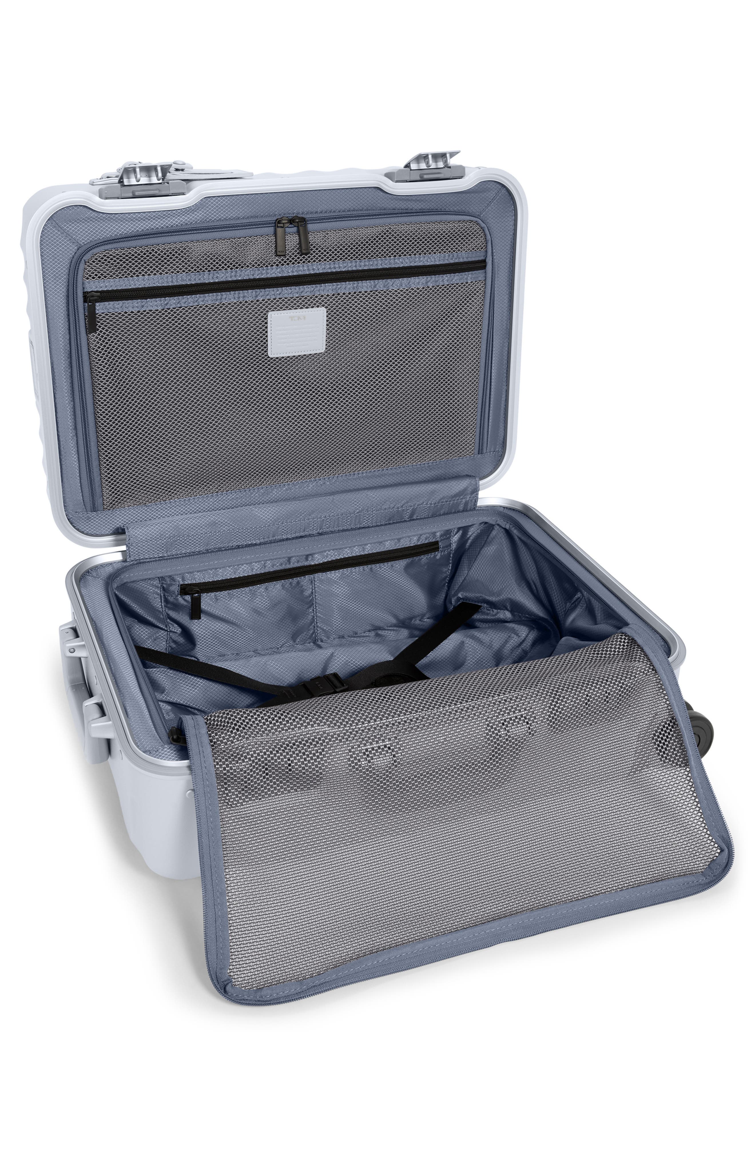 TUMI 19 Degree 22-Inch International Spinner Carry-On Bag, Alternate, color, Pearl Grey Texture