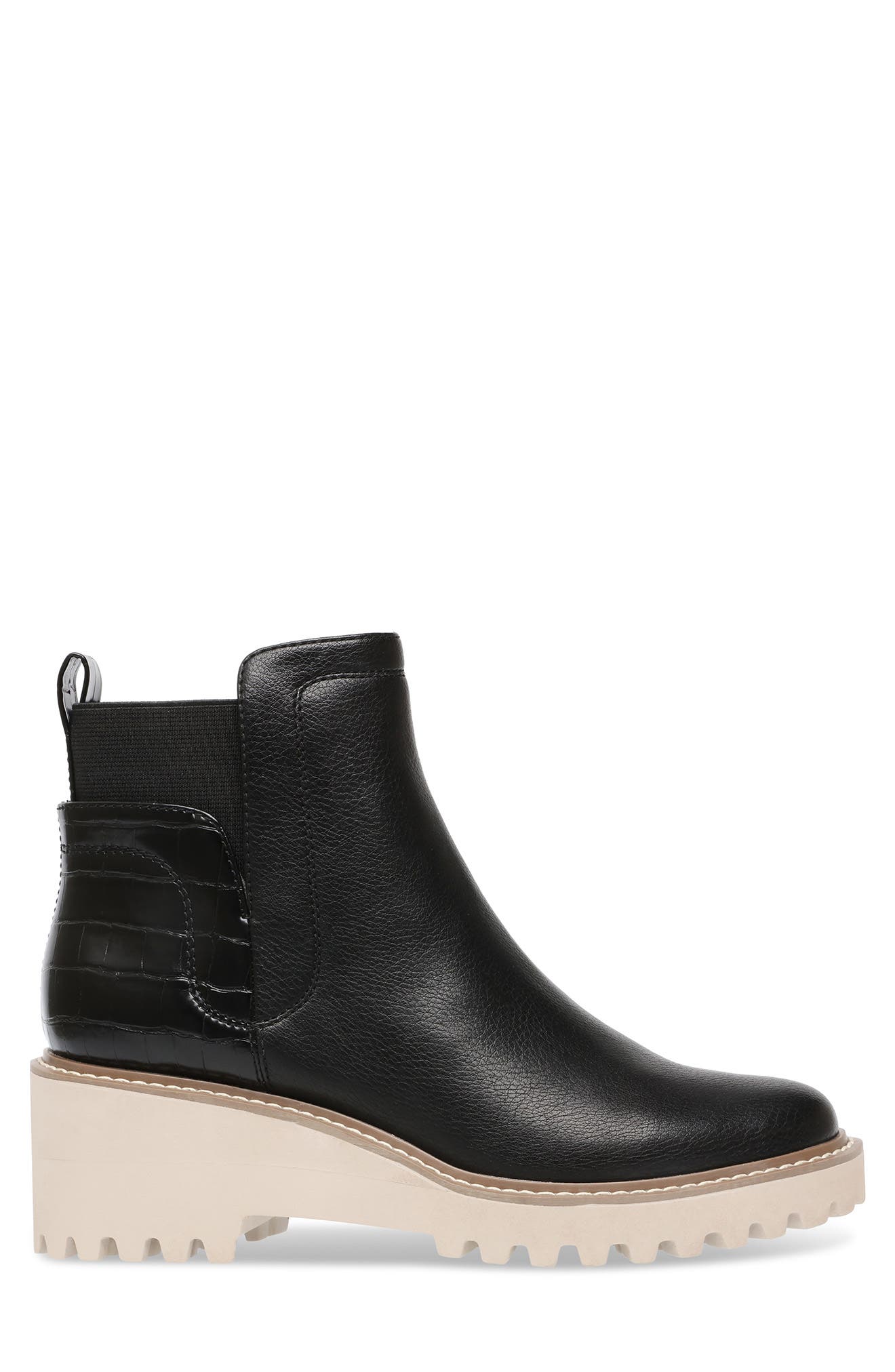DV by Dolce Vita Rielle Lug Sole Chelsea Boot, Alternate, color, 