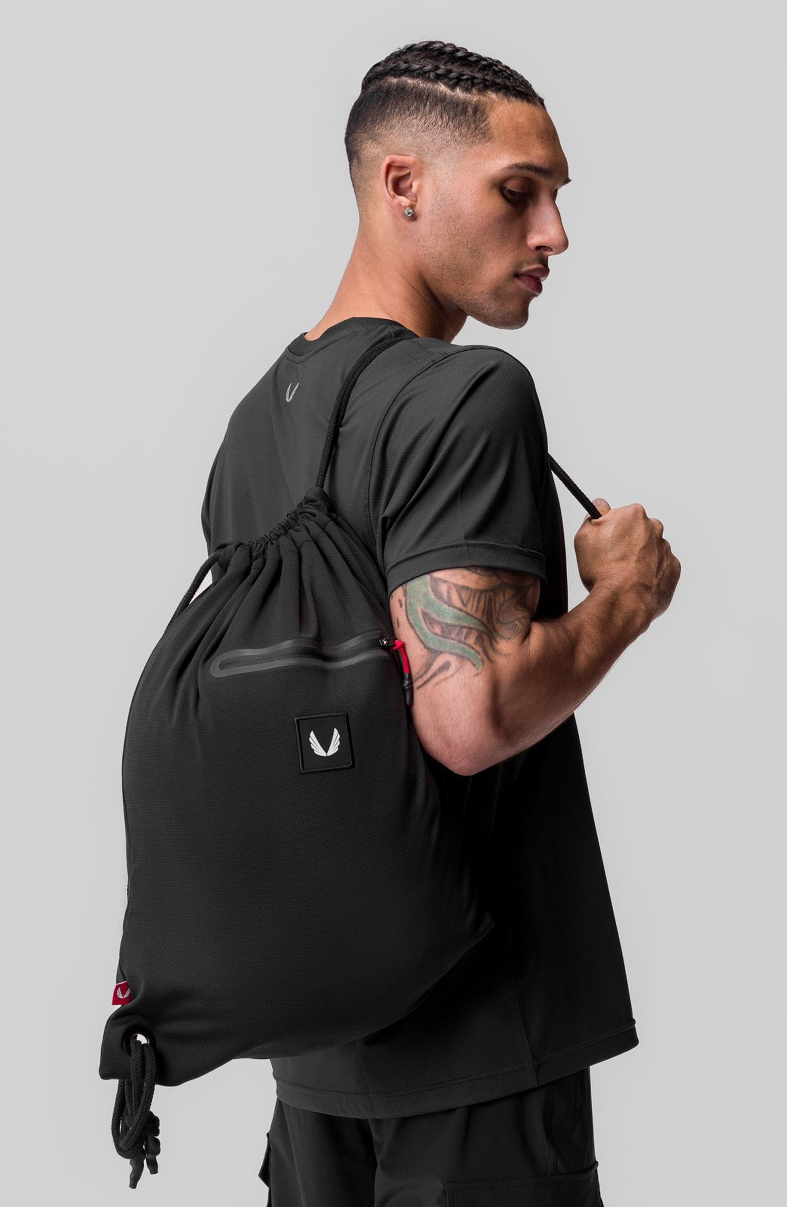 Mesh Drawstring Bag, Alternate, color, Black