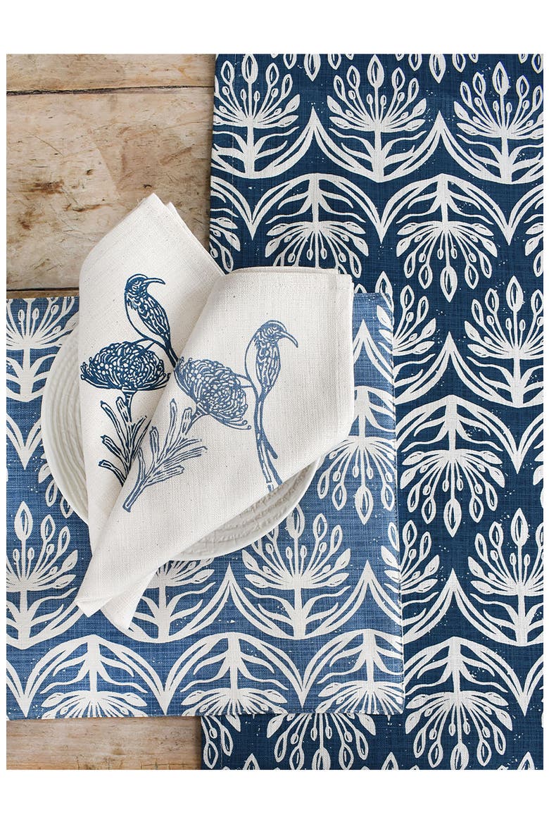Botanical Table Runner, Alternate, color, INDIGO