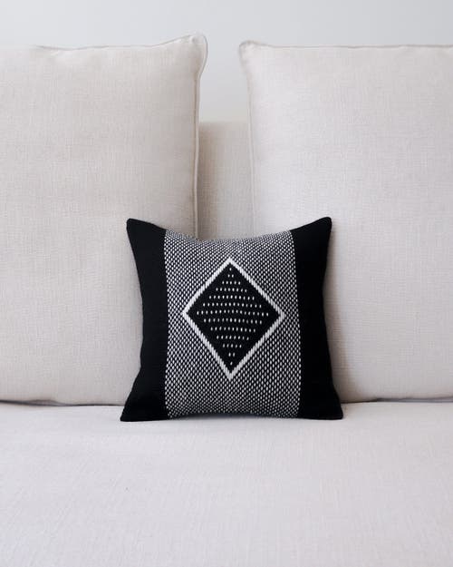 Voz Diamante Square Textile Small Pillow In Black/ivory