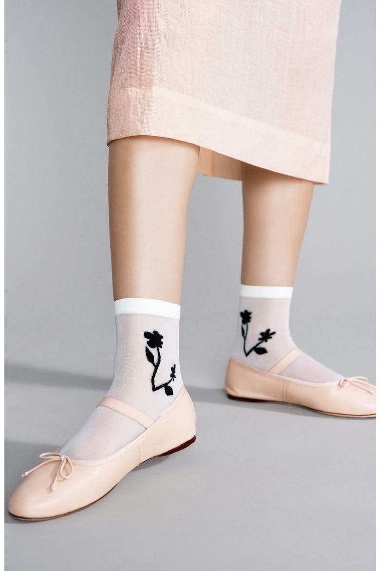 Shadowplay Sheer Quarter Socks, Alternate, color, WHITE