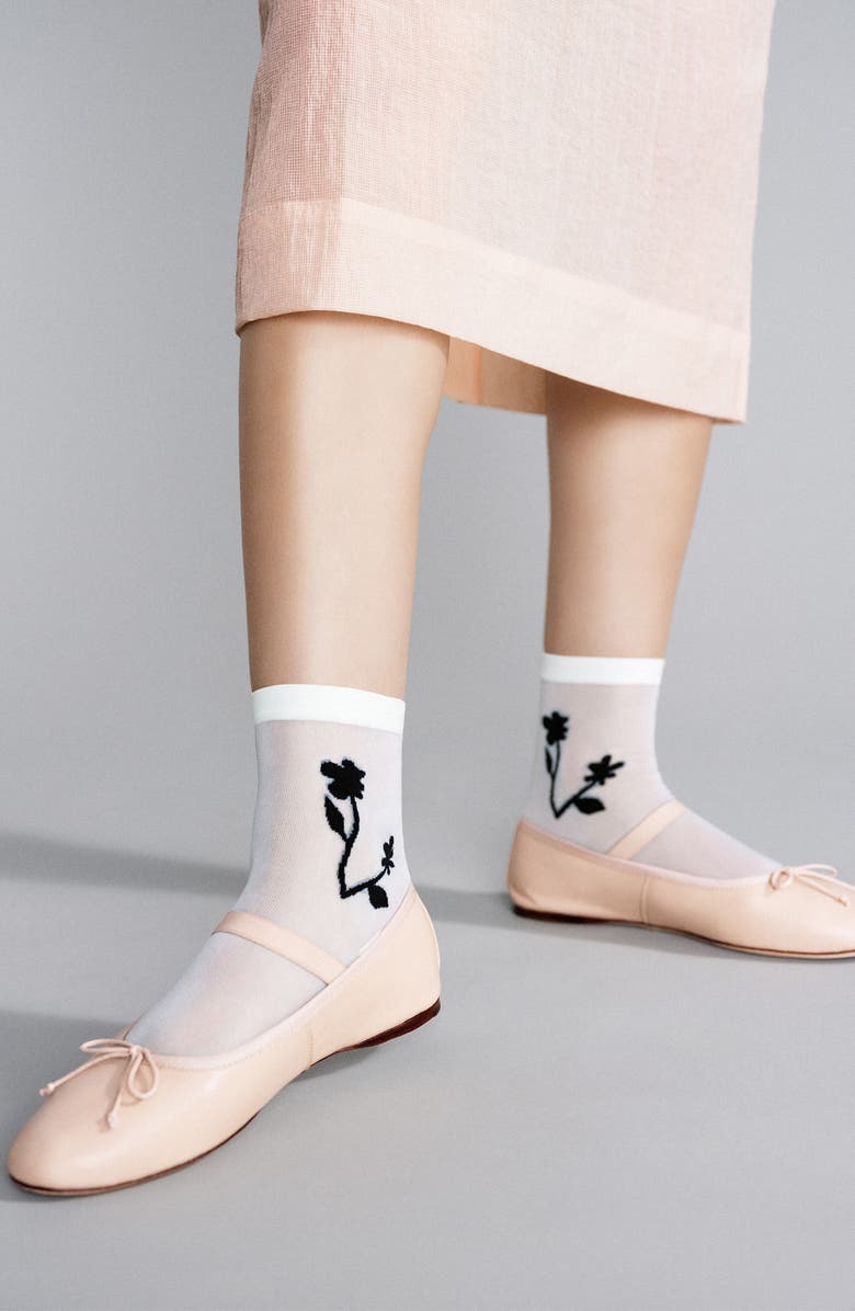 Hansel From Basel Shadowplay Sheer Quarter Socks, Alternate, color, White