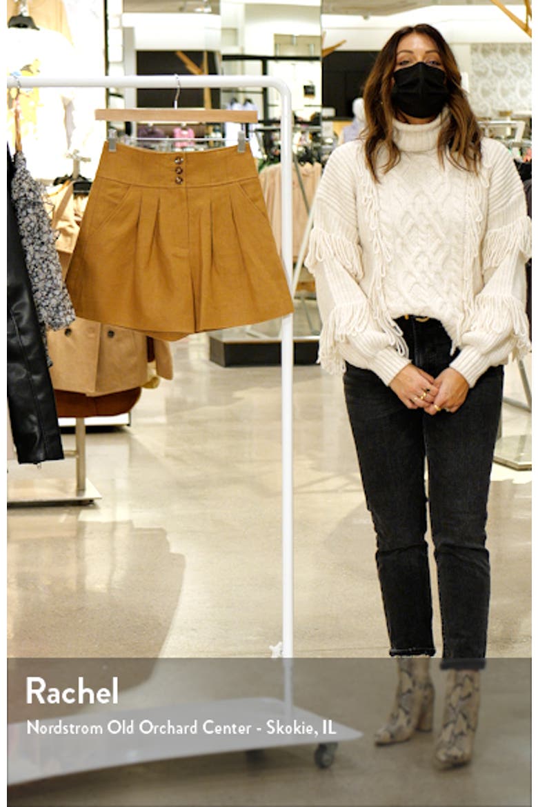 Alicia Linen Shorts video