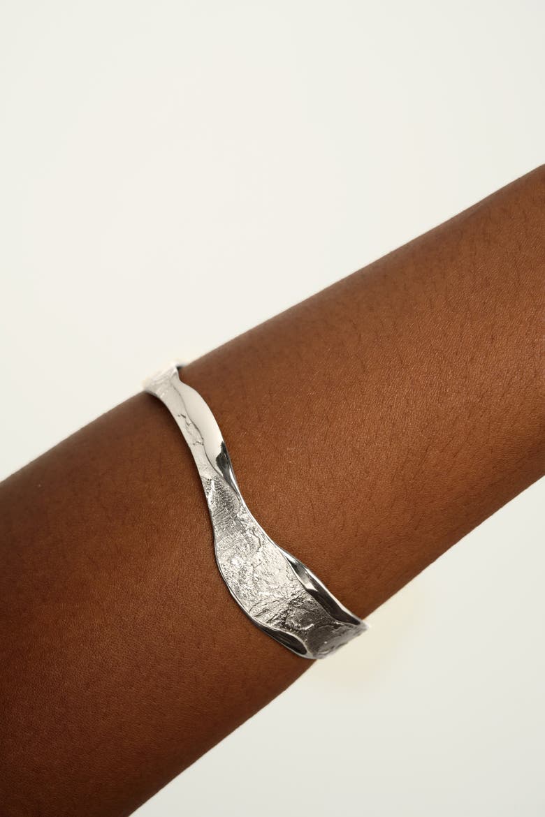 Edge Bangle, Alternate, color, Silver