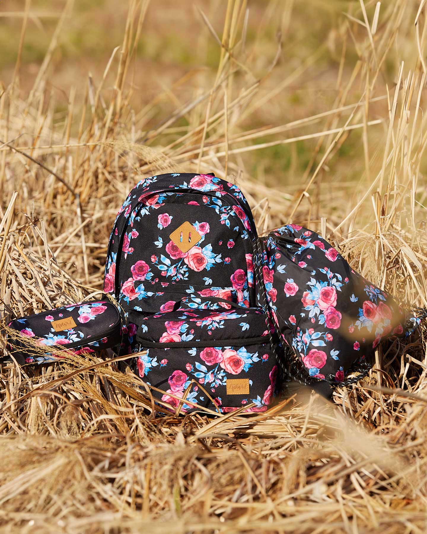 Deux par Deux Girl's Lunch Box Black Printed Roses, Alternate, color, 