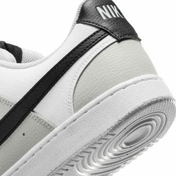Court Vision Low Sneaker