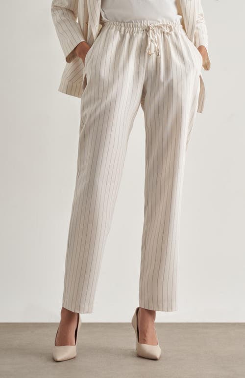 Mizalle Drawstring Summer Pants In White
