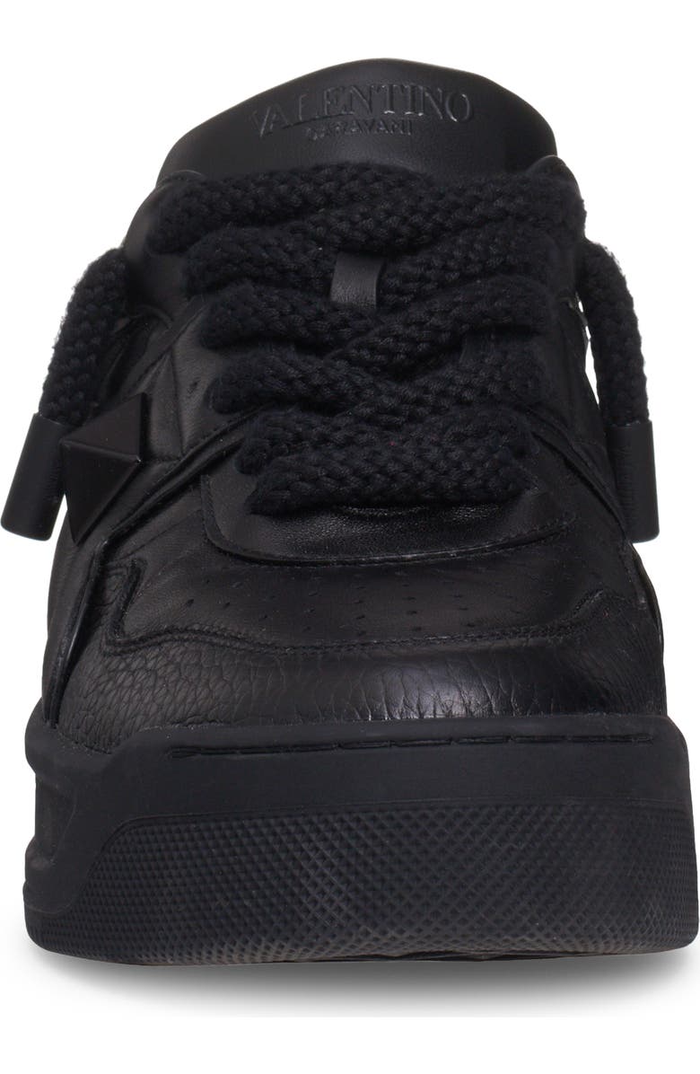 Valentino Garavani One-Stud Low Top Sneaker, Alternate, color, Nero