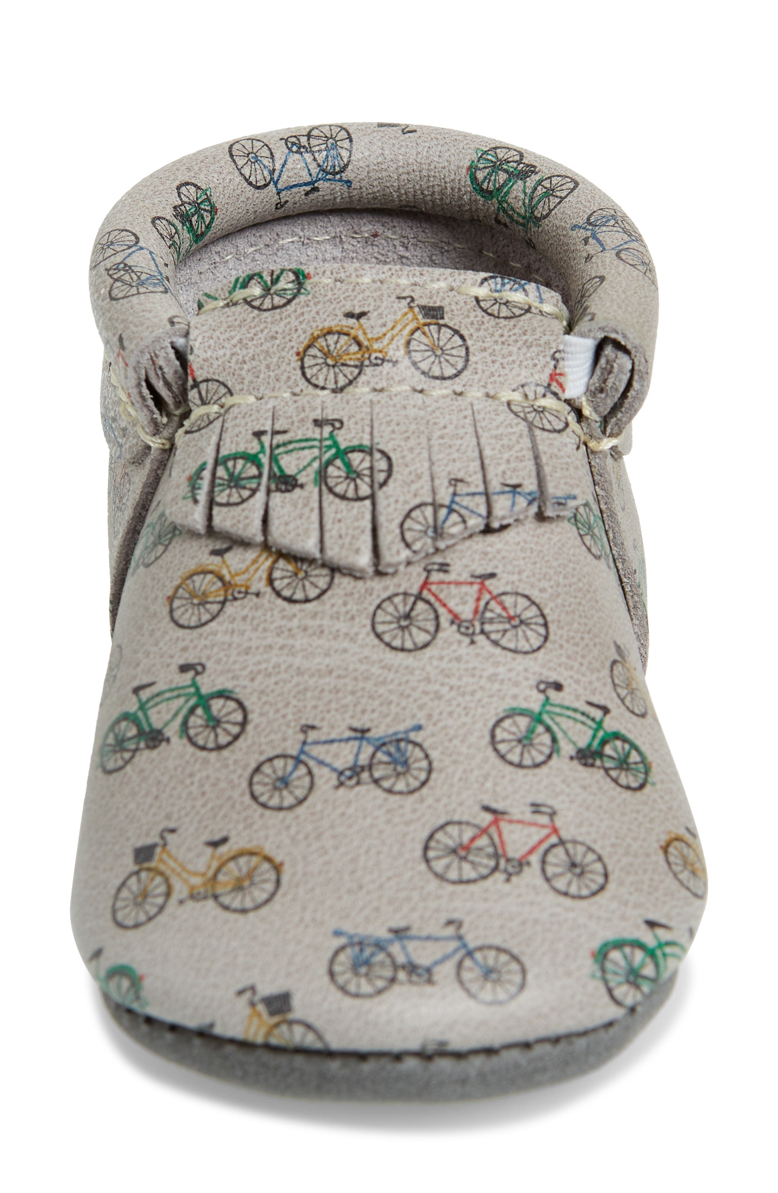 Freshly Picked Moccasin Crib Shoe, Alternate, color, 