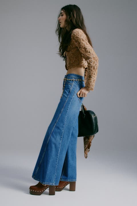 Flared high waist jeans
