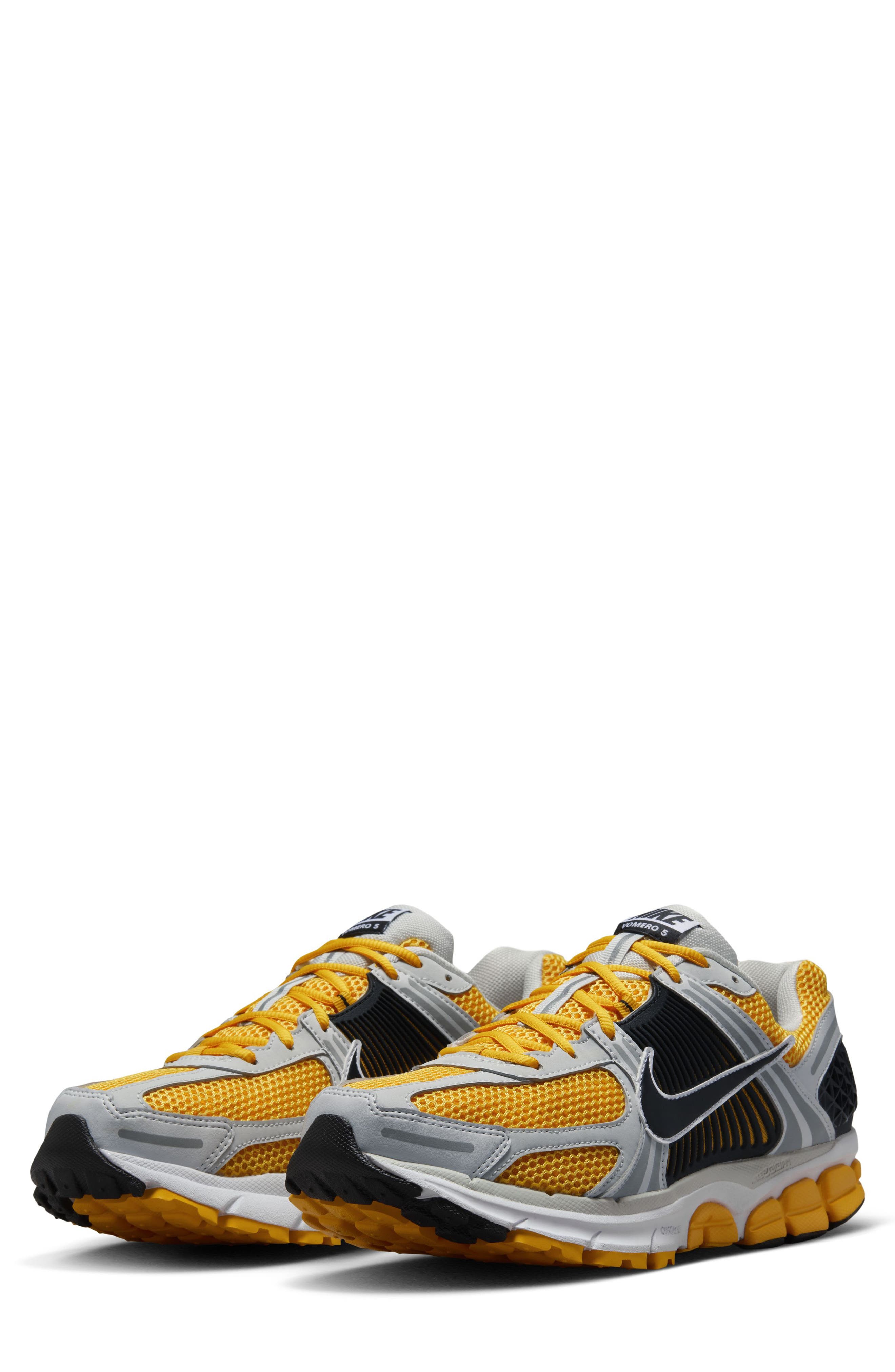 Zoom Vomero 5 Sneaker, Main, color, PHOTON DUST/ BLACK/ GOLD