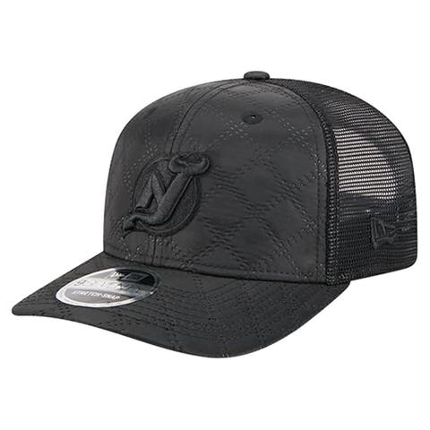 Men
s New Era  Black New Jersey Devils Quilted Nylon 9SEVENTY Adjustable Trucker Hat