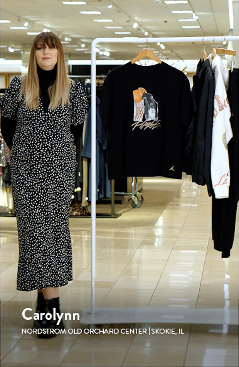 Collage Girlfriend Oversize T-Shirt, sales video thumbnail