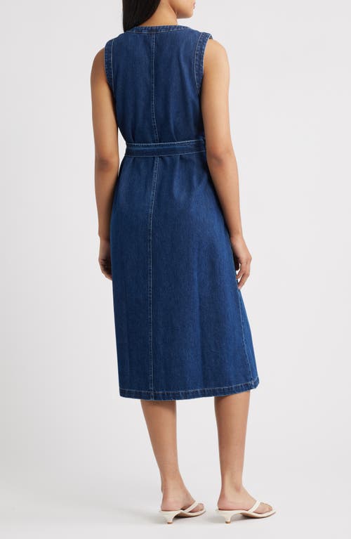Zoe And Claire Sleeveless Belted Denim Dress In Blue