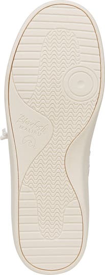 Beachside Low Top Sneaker