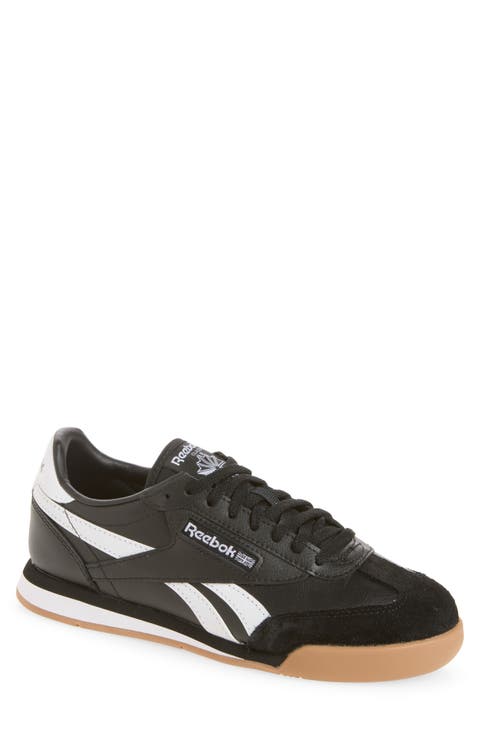 Campio XT Soccer Sneaker