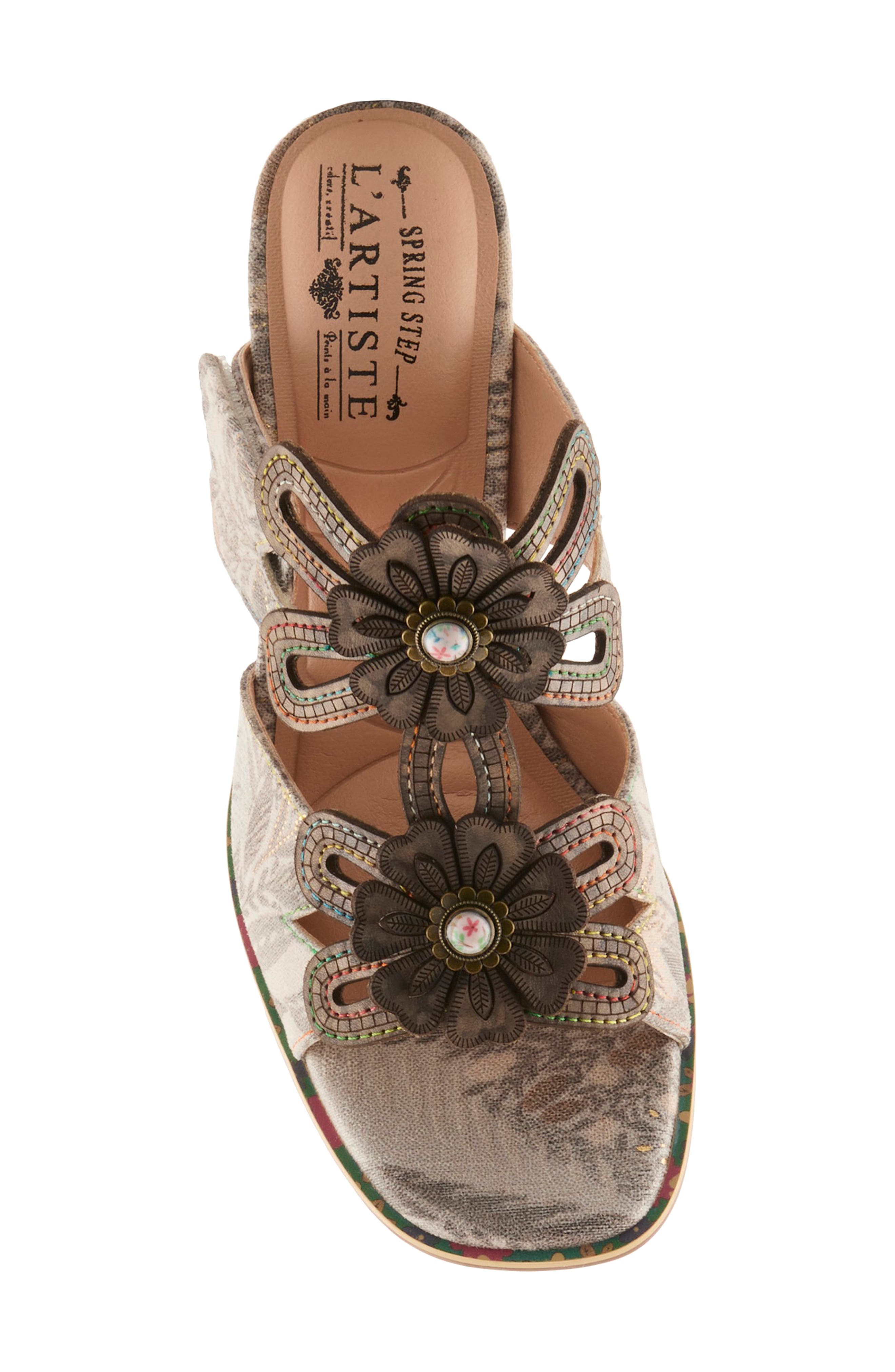 L'Artiste by Spring Step Alania Garden Floral Sandal, Alternate, color, Grey Multi