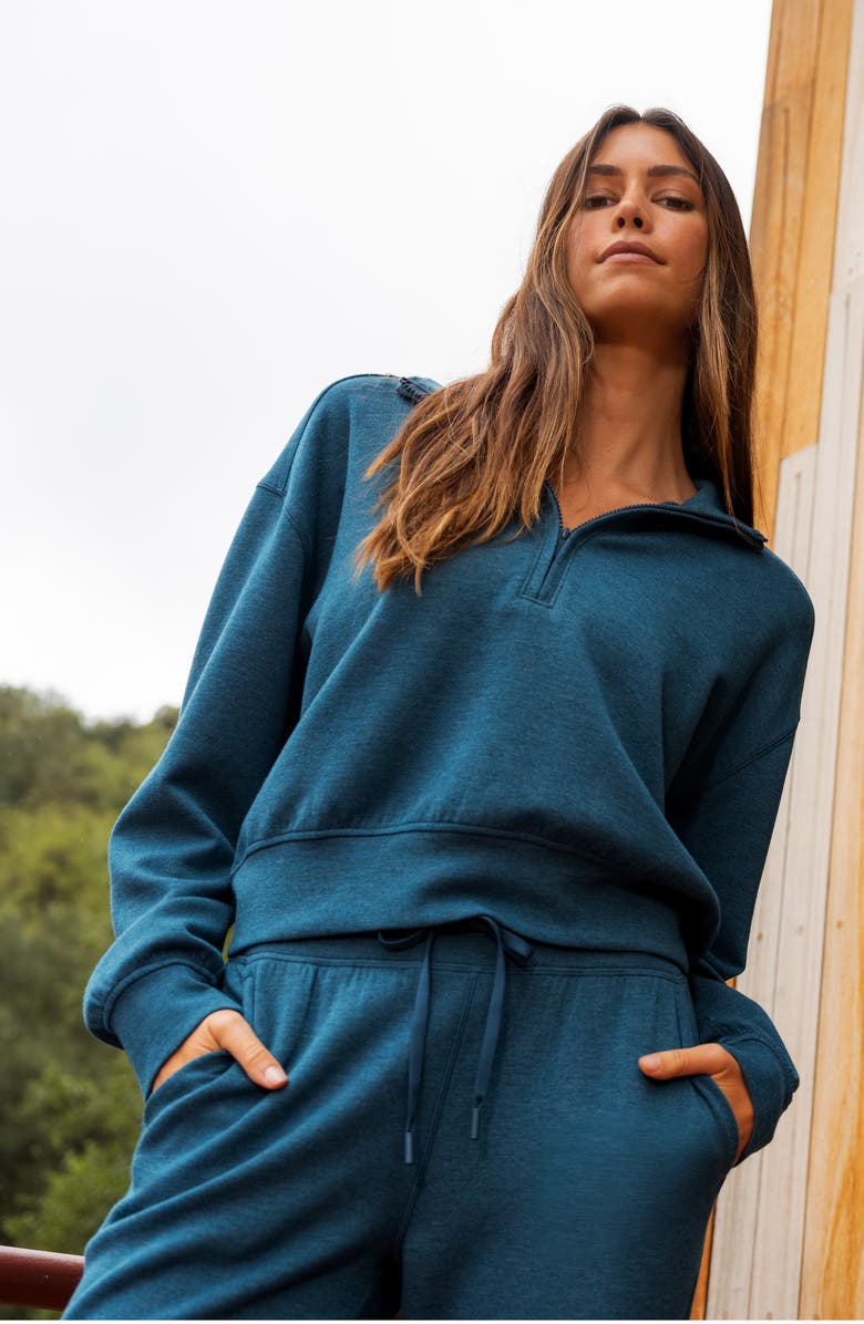 TravisMathew Skyloft Soft Echo Half Zip Pullover, Alternate, color, Heather Reflecting Pond